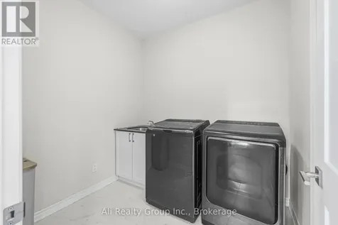 38 Mudminnow Crescent Ottawa ON K4A 5H8