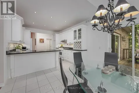3925 Algoma Avenue Innisfil ON L9S 2M4