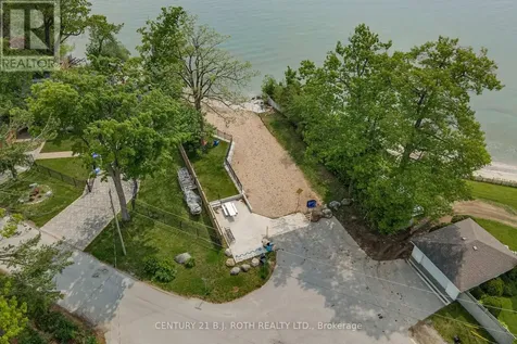 3925 Algoma Avenue Innisfil ON L9S 2M4