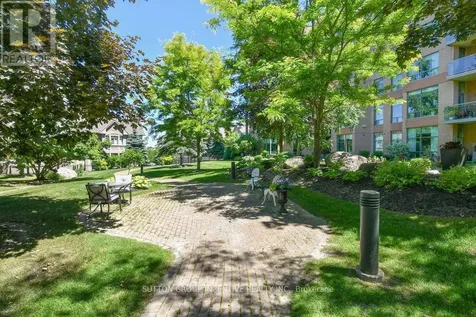 4 Briar Hill Heights New Tecumseth ON L9R 1Z7