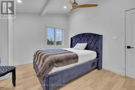 434 Front Road Norfolk ON N0E 1P0