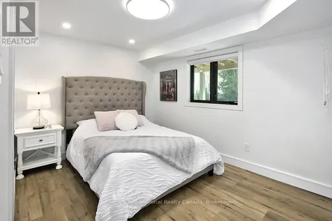 31 Slalom Gate Road Collingwood ON L9Y 5A9
