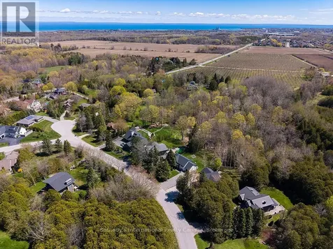31 Slalom Gate Road Collingwood ON L9Y 5A9