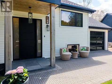 31 Slalom Gate Road Collingwood ON L9Y 5A9