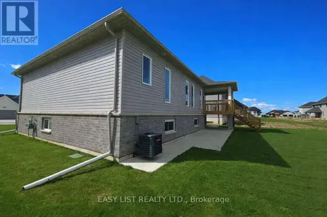 4403 Belmont Avenue Lakeshore ON N0P 1J0