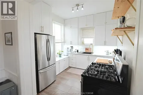17 Cunningham Avenue Ridgetown ON N0P 2C0