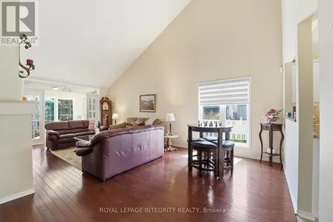 42 Settler's Ridge Way Ottawa ON K2J 4V2