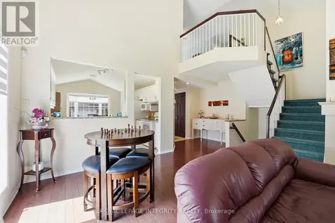 42 Settler's Ridge Way Ottawa ON K2J 4V2