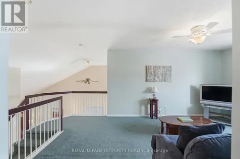 42 Settler's Ridge Way Ottawa ON K2J 4V2