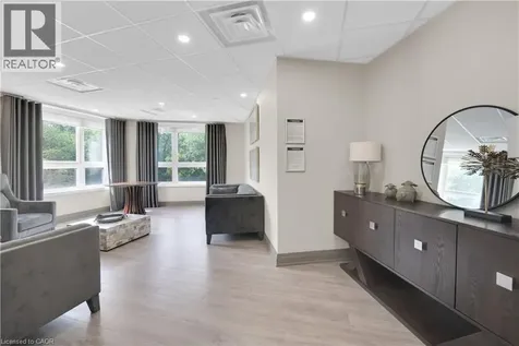 125 Shoreview Place Stoney Creek ON L8E 0K3