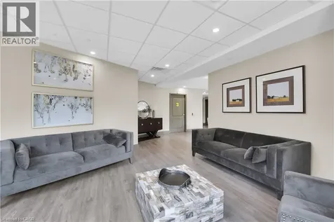 125 Shoreview Place Stoney Creek ON L8E 0K3