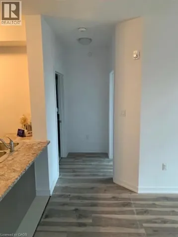 125 Shoreview Place Hamilton ON L8E 6C4