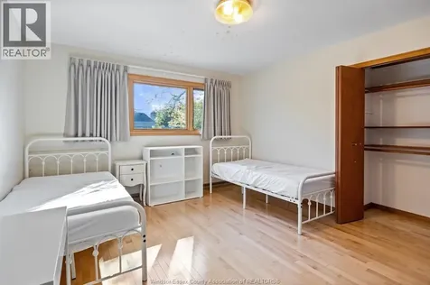 3760 Victoria Boulevard Windsor ON N9E 3L8
