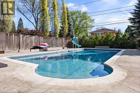 3760 Victoria Boulevard Windsor ON N9E 3L8