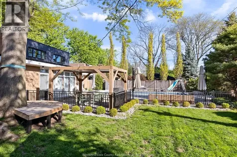 3760 Victoria Boulevard Windsor ON N9E 3L8
