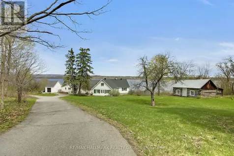 350 Berry Side Road Ottawa ON K0A 1T0