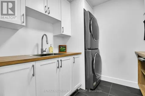 2167 Rice Avenue Ottawa ON K2A 0C5