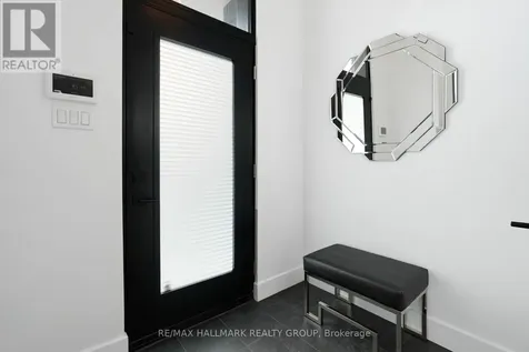 2167 Rice Avenue Ottawa ON K2A 0C5