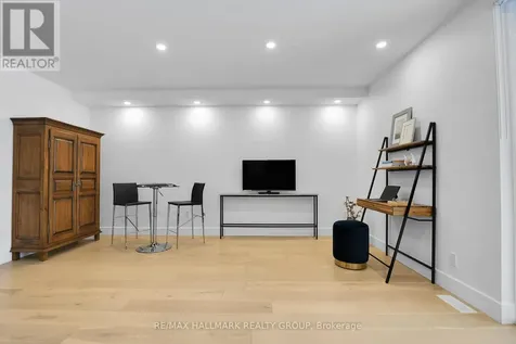 2167 Rice Avenue Ottawa ON K2A 0C5
