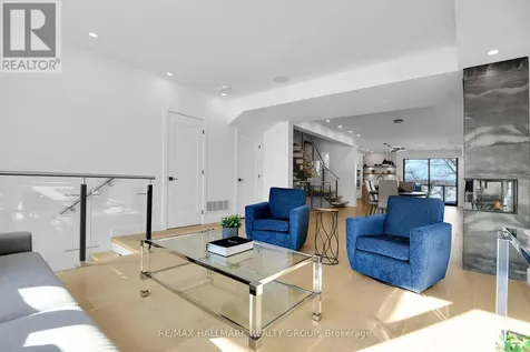 2167 Rice Avenue Ottawa ON K2A 0C5