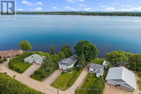907 Cedar Lane Pembroke ON K8A 2G6