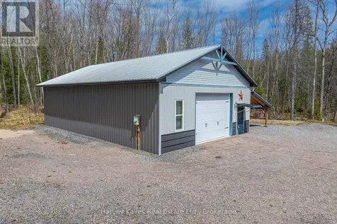 40 Sunset Cove Road Seguin ON P2A 0B4