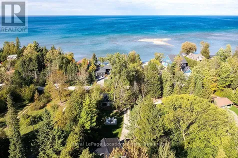 128 Teskey Drive Blue Mountains ON N0H 1J0