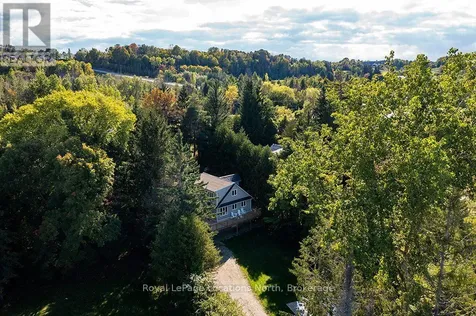 128 Teskey Drive Blue Mountains ON N0H 1J0