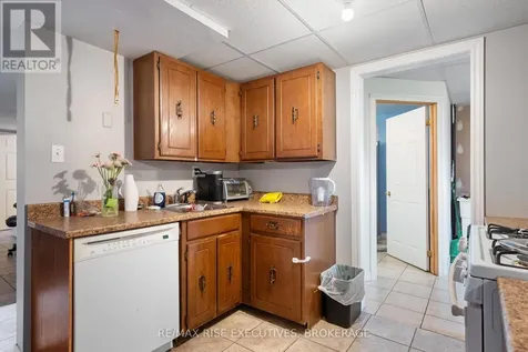 353 Charles Street Gananoque ON K7G 1V6