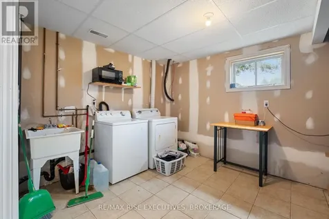 353 Charles Street Gananoque ON K7G 1V6