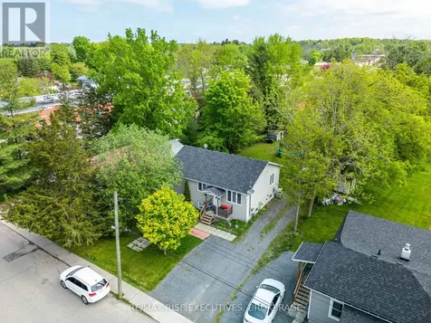 353 Charles Street Gananoque ON K7G 1V6