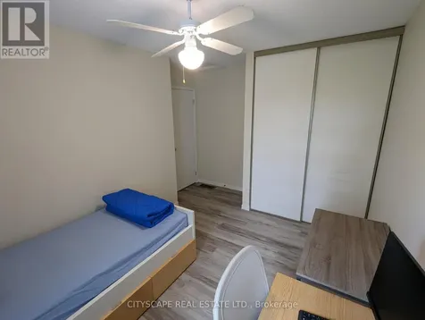 250 Keats Way Waterloo ON N2L 6J5