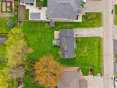29 Leckie Avenue Stoney Creek ON L8J 2S7