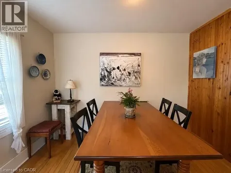 618 Pine Street Dunnville ON N1A 2M2
