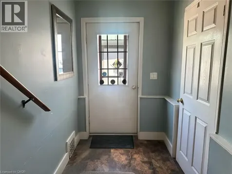 618 Pine Street Dunnville ON N1A 2M2