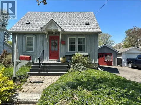 618 Pine Street Dunnville ON N1A 2M2