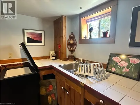 618 Pine Street Dunnville ON N1A 2M2