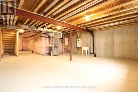 524 Culdaff Road Ottawa ON K2S 2Z7