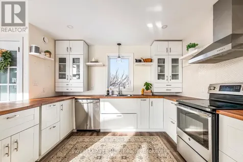 430099 Sydenham Lakeshore Drive Meaford ON N0H 1B0