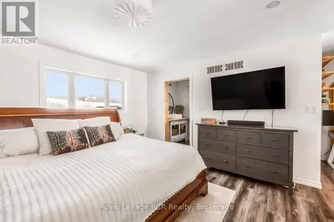 430099 Sydenham Lakeshore Drive Meaford ON N0H 1B0