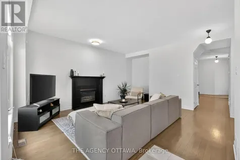 321 Goldridge Drive Ottawa ON K2T 1G8