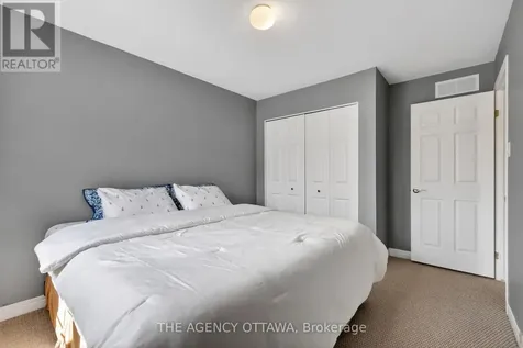 321 Goldridge Drive Ottawa ON K2T 1G8