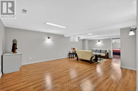 321 Goldridge Drive Ottawa ON K2T 1G8