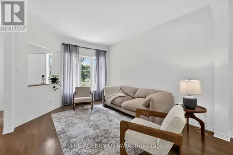 321 Goldridge Drive Ottawa ON K2T 1G8