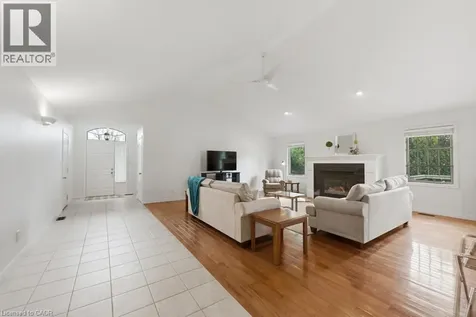 80 Lister Avenue Hamilton ON L9B 1E2