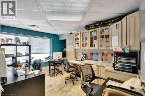 174 Stanley Street Brantford ON N3S 6P8