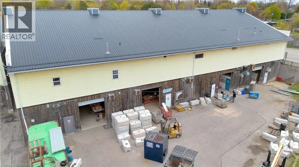 174 Stanley Street Brantford ON N3S 6P8