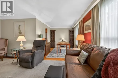 582 Woodview Road Burlington ON L7N 3A1