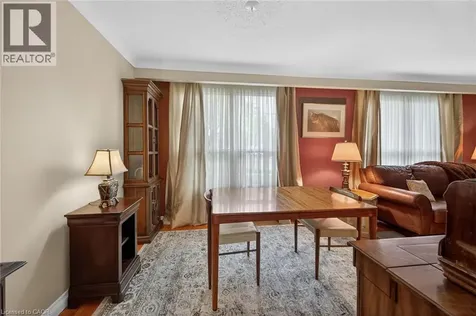582 Woodview Road Burlington ON L7N 3A1