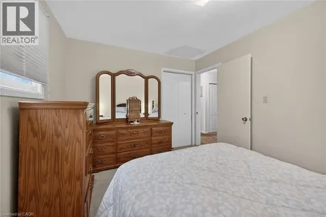 582 Woodview Road Burlington ON L7N 3A1